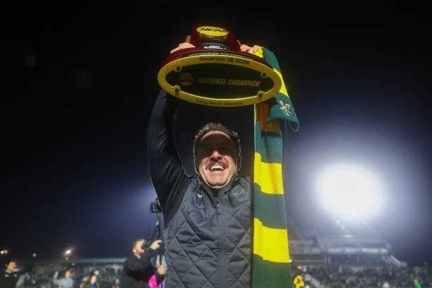 以其强大的 以其强大的