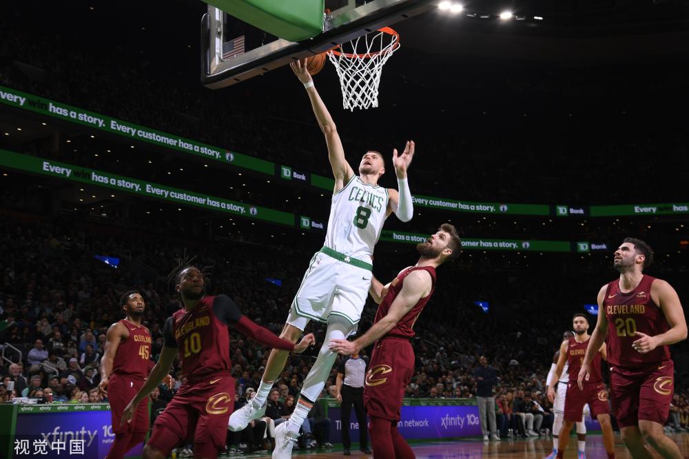 无论在赛场 无论在赛场