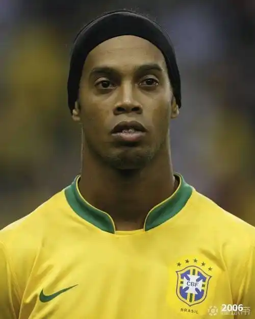 费和队内矛 费和队内矛