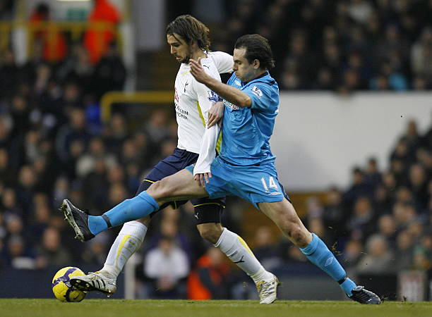 年马斯坦图 年马斯坦图